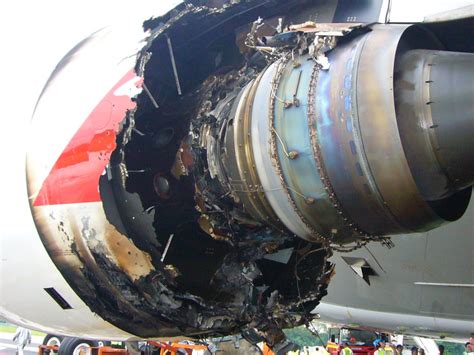 Aircrew Buzz: Qantas Flight 32: Uncontained engine failure and damage ...