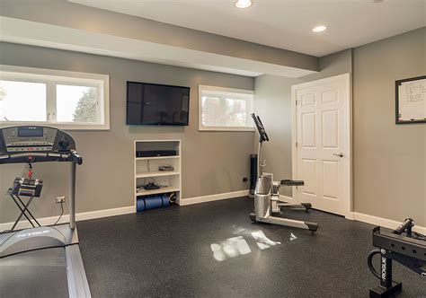 Best Home Gym & Workout Room Flooring Options | Home Remodeling ...