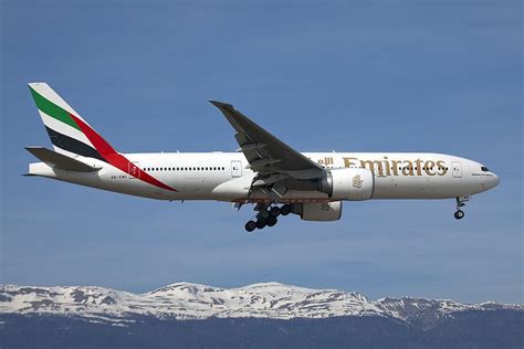 Emirates Fleet Boeing 777-200LR Details and Pictures