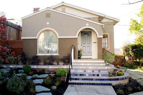 16 Inspiring Curb Appeal Transformations | Front yard landscaping, Curb appeal, Front yard