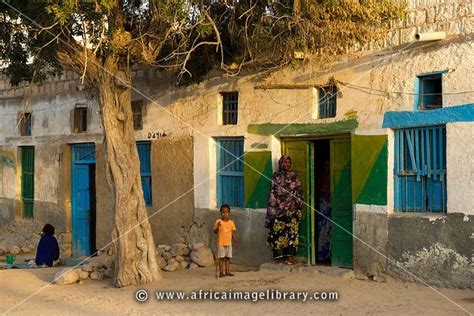 Photos and pictures of: Small mosque, Berbera, Somaliland, Somalia ...