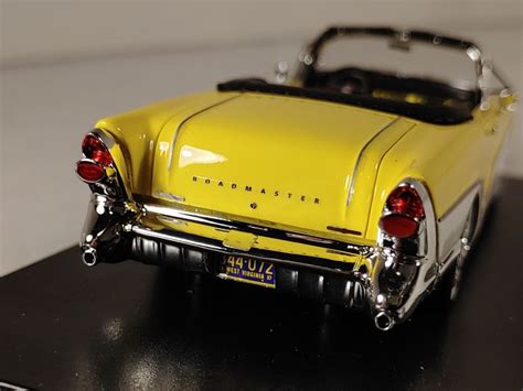 Neo Scale Models - 1:43 - Buick Roadmaster Convertible 1957 - Catawiki