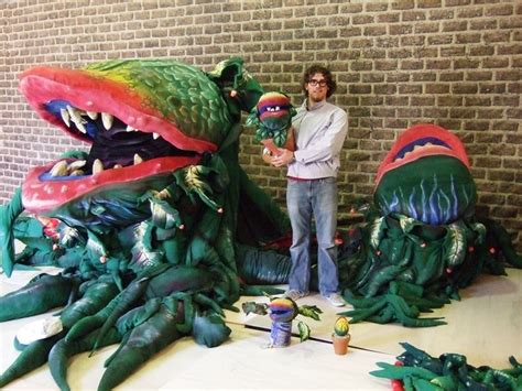 How To Make An Audrey 2 Puppet - Morgan Ralph