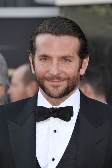 Bradley Cooper, Oscars 2013 - Oscars 2013 - Red Carpet gallery ...