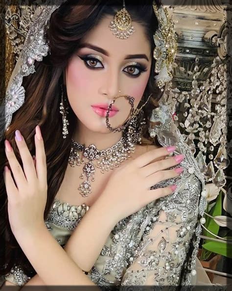 Latest Bridal Nose Ring Styles For 2023 Nath Designs For Asian Bride ...