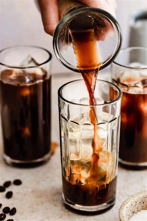 How To Make A Cold Americano - Kelly Lithen