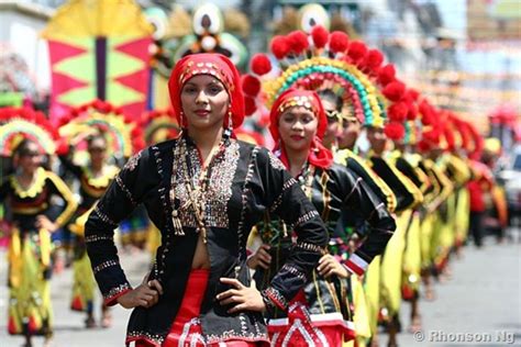 Kadayawan Festival, Glastonbury Music Festival, Tribal Costume, Folk Costume, Philippine ...