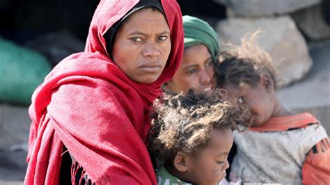 In Yemen, Poverty, Hunger as UN Pleads for Funds and War's End