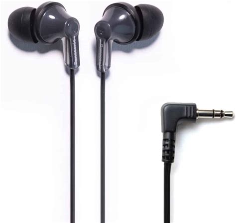 The 10 Best Podcast Headphones | Castos