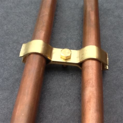 Pipe Clamp Solid Brass 15mm Port Diameter Pipe Tidy Clamps