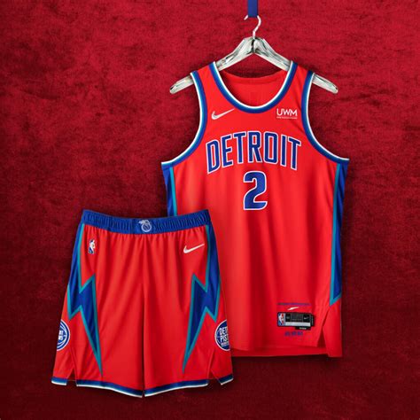 Maillot City des Detroit Pistons édition 2021-2022 : des 70's à aujourd ...