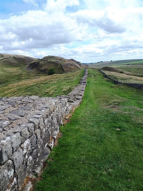 Hadrian’s Wall: solo hiking a long-distance path – Biggsy Travels