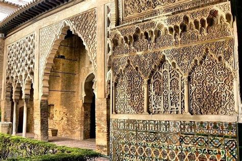 Alcázar of Seville Tour (Tickets included & Skip the line) 2022