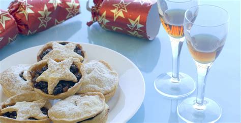 The History of Mince Pies - Historic UK