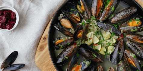 White Wine Mussels