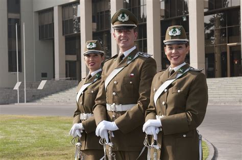 Chile police | Police women, Police uniforms, Chile