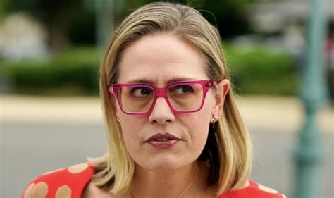 Kyrsten Sinema Busted: Used More Than $100K in Campaign Funds on Private Jets, Limos, and Luxury ...