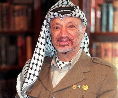 Yasser Arafat Biography - Facts, Childhood, Life & Achievements of Palestine Leader