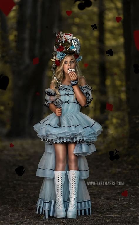 Alice In Wonderland Themed Outfits