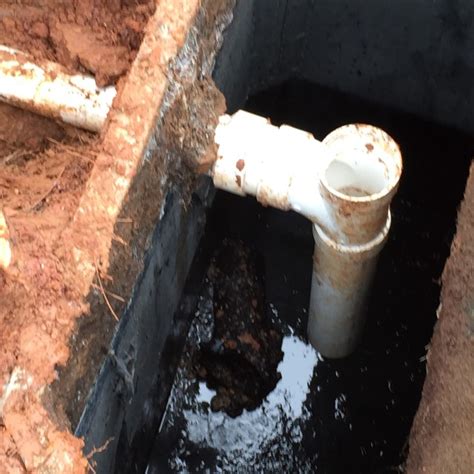 Dunwoody, GA Outlet Baffle Septic Repair - Transitional - Exterior - Atlanta - by Action Septic ...