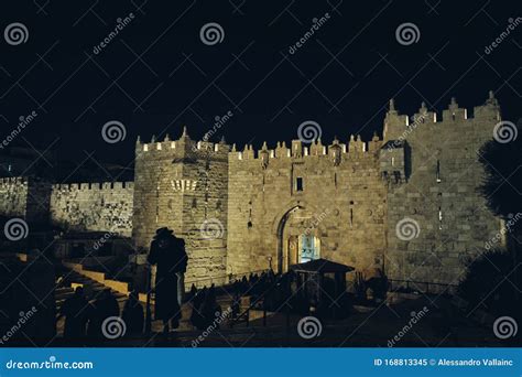 DEC 2020 - Damascus Gate at Night in Old JERUSALEM, ISRAEL Editorial Image - Image of temple ...