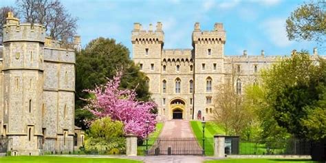 Windsor Castle Tour from London by Train - City Wonders