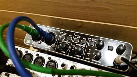 Behringer U-PHORIA UMC204HD - USB 2.0 Audio Interface UMC204HD