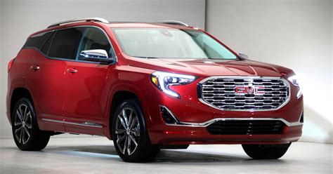 Detroit auto show reveal: New 2018 GMC Terrain SUV