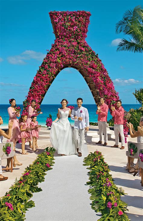 Playa del Carmen Wedding Planners | Award-Winning Agency