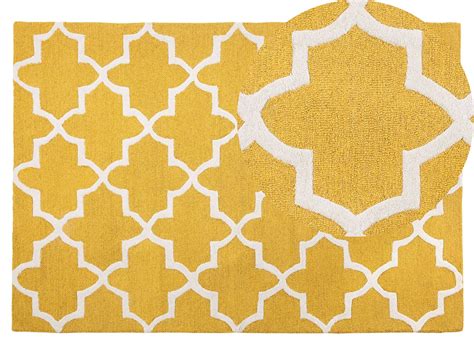 Wool Area Rug 140 x 200 cm Yellow SILVAN | Beliani.co.uk