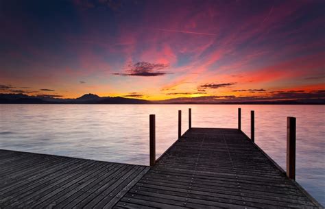 Sunset over Zugersee (Lake of Zug) in Central Switzerland. | Lake ...