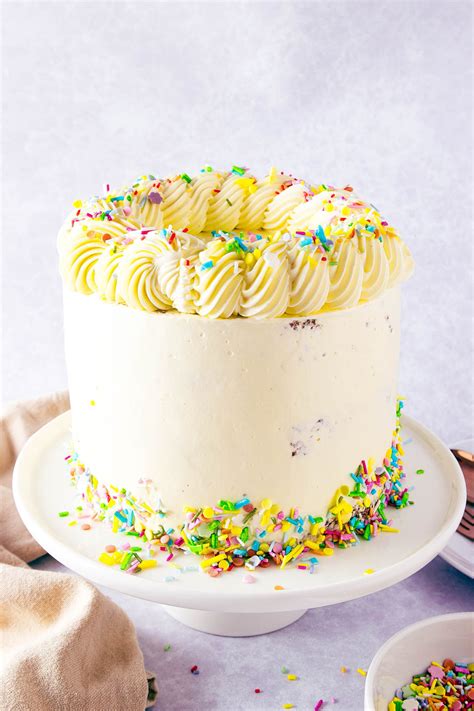 Vanilla Layer Cake & Swiss Meringue Buttercream - Crumbs and Corkscrews