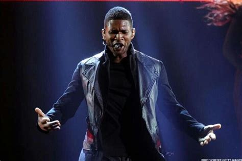 Usher singing Climax Usher Raymond, End Of Slavery, Kevin Hart, American Music Awards, Zimbio ...