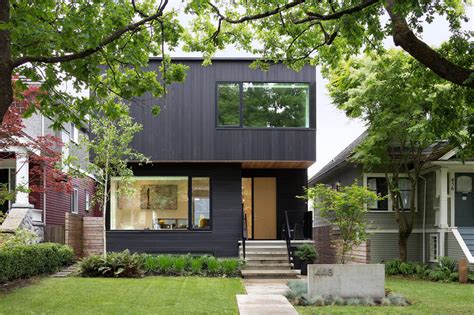 A Modern House That Fits into the Neighborhood - Design Milk