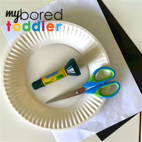 Paper Plate Cat Craft - My Bored Toddler Great for Practicing Scissors ...