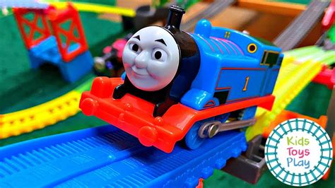 Kids Toys Play Thomas and Friends Races | Mad Dash on Sodor - YouTube