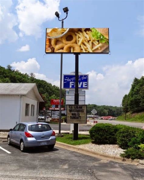 Outdoor Restaurant LED Signs for Fast Food - LED Wall manufacturer ...