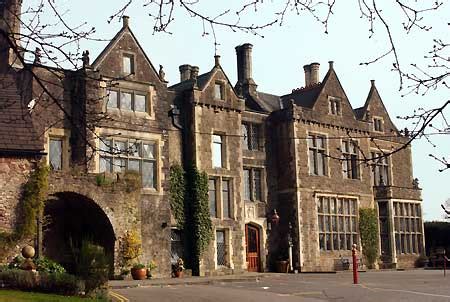 THE HAUNTED HOUSES OF WALES | Haunted Earth`s Ghost World