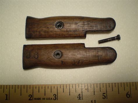 U.S. M1905 BAYONET EARLY SMOOTH WOOD GRIPS.. EXC..W/SCREW.. -- Antique Price Guide Details Page