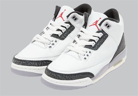 Air Jordan 3 Cement Grey CT8532-106