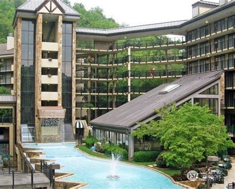 Gatlinburg Town Square (A Summer Bay Resort) by Exploria - Vacation ...