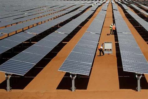 Zambia's Zesco, Chinese firm sign $548 mln solar power contracts