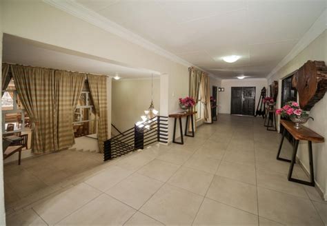 Silverton Travel Lodge in Silverton, Gauteng