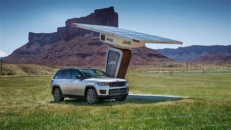 Jeep Grand Cherokee 4xe plug-in hybrid makes debut, to launch early next year | HT Auto