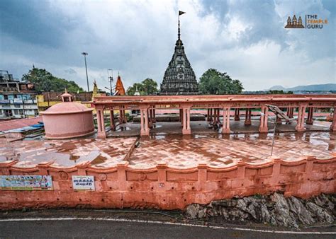 Vishnupad Temple Gaya, Bihar Facts, History, Architecture