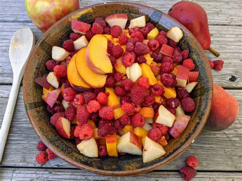 Autumn Seasonal Fruit Salad – Hearty Smarty