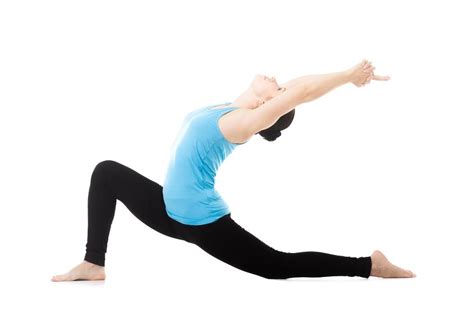 Ashwa Sanchalanasana (Equestrian Pose): Meaning, Steps, Benefits, & Precautions - Fitsri