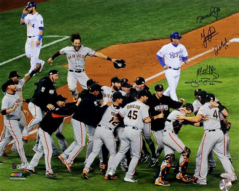 San Francisco Giants Team Signed 2014 World Series 16x20 Photo - 5 Signatures