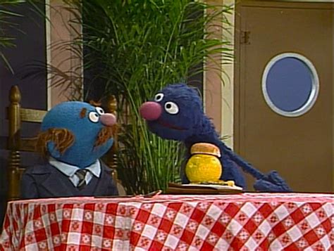 Sesame Street Kids'TV: Ten Favorite Waiter Grover Segments