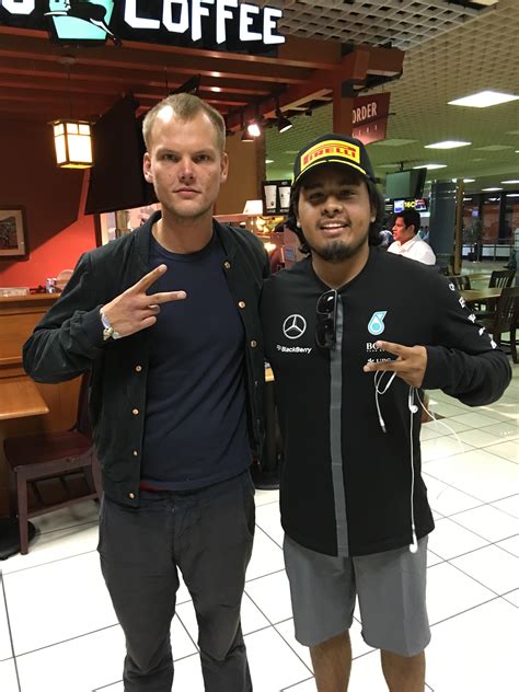 April 3, 2016 Avicii in Bahrain International Airport : r/avicii